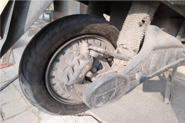 拉萨市电动车补胎换胎